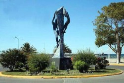 monumento al trabajador en Madryn